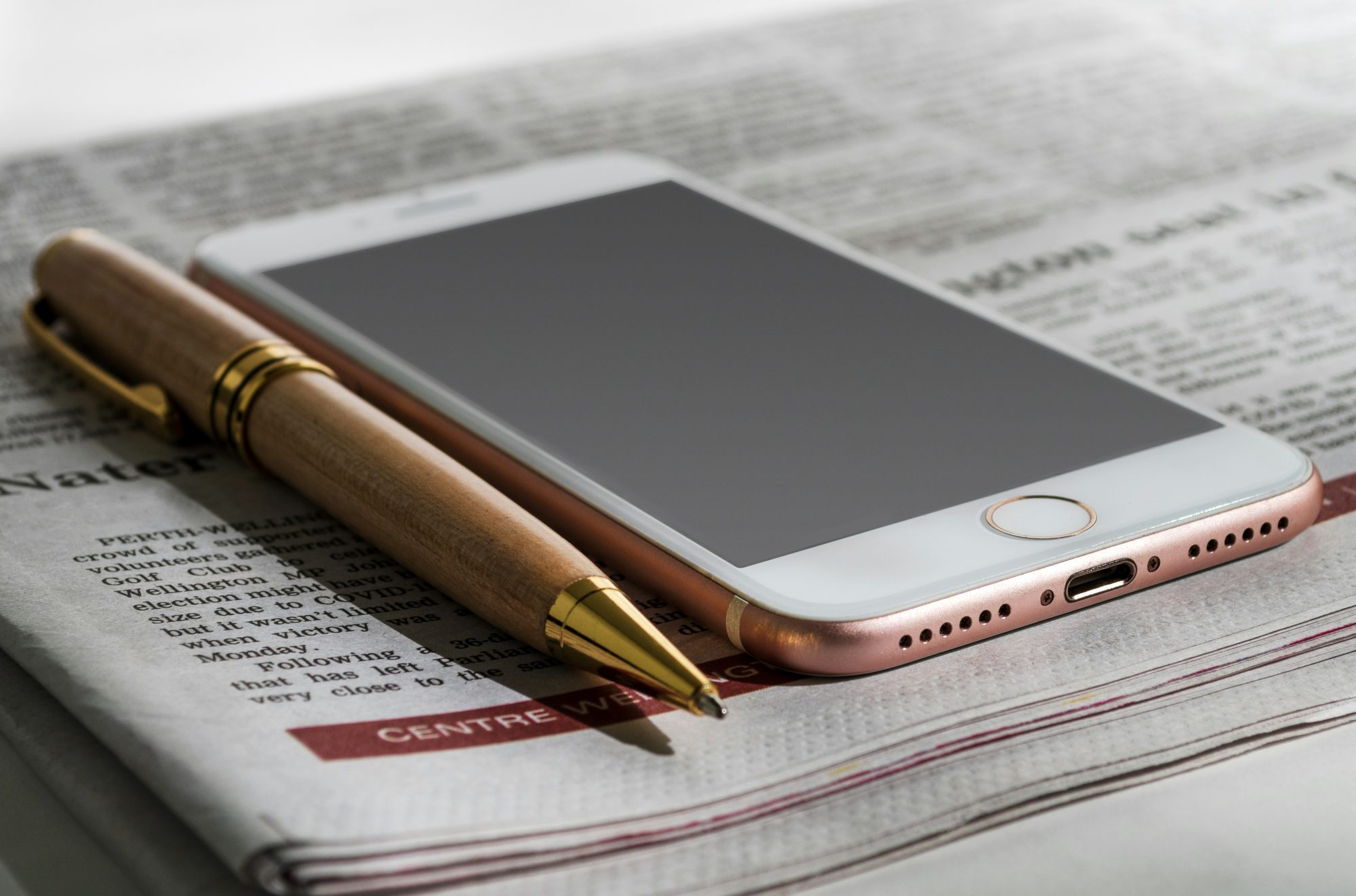 telephone journal stylo news